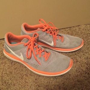 Woman’s Nike shoes